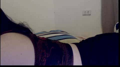 Snapshot of sweetestsmile_ chatting on 03-08-25, 01:50 Khaye online show from 03-08-25, 01:50