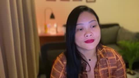 Snapshot of sweetestsmile_ chatting on 10-15-25, 01:44 Khaye online show from 10-15-25, 01:44