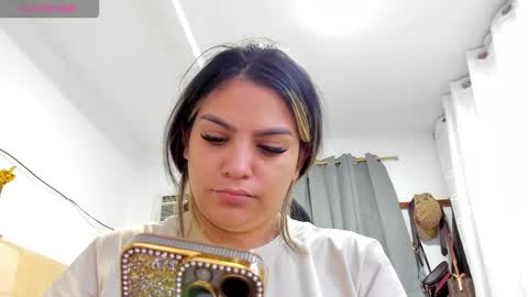Fabiana online show from 12-23-25, 03:37