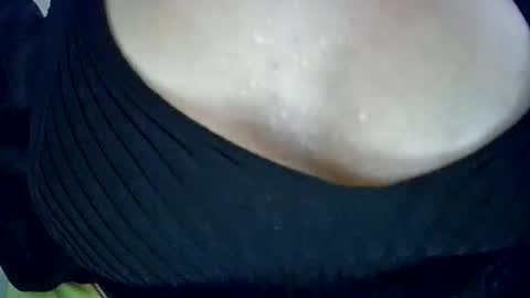 Snapshot of sweetflor19 chatting on 02-19-26, 03:52 sweetflor19 online show from 02-19-26, 03:52