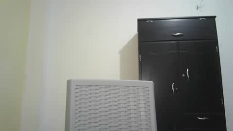 Victoria Santos online show from 12-29-24, 07:06