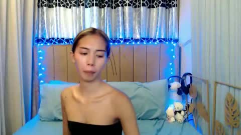 Snapshot of sweetgirl_daphne chatting on 06-07-26, 05:22 sweetgirl_daphne online show from 06-07-26, 05:22