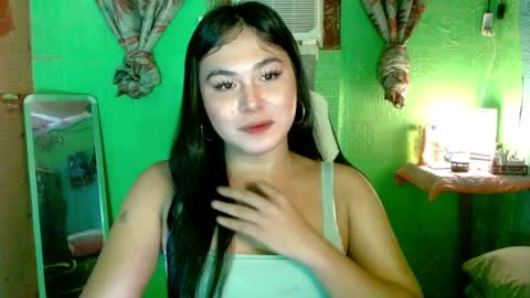 Snapshot of sweetgirl_kathy chatting on 05-25-26, 07:09 Kathy online show from 05-25-26, 07:09