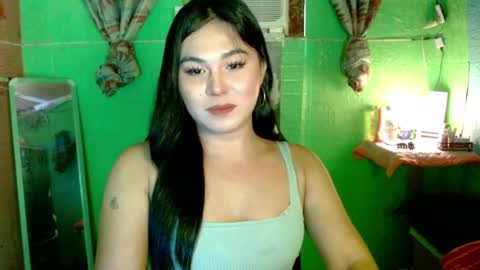 Snapshot of sweetgirl_kathy chatting on 05-27-26, 10:18 Kathy online show from 05-27-26, 10:18