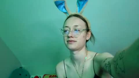 sweetgirlls online show from 04-24-26, 08:00