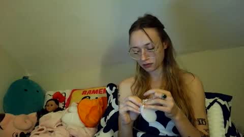 sweetgirlls online show from 04-28-26, 05:01