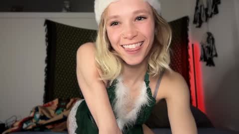 sweetgracee online show from 12-20-24, 07:01