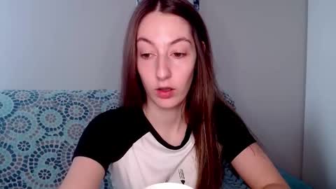 Emma  online show from 10-26-25, 09:59