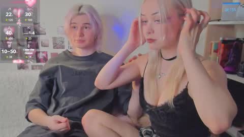 sweethearts_friends online show from 04-25-26, 07:33