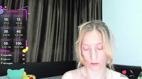 Snapshot of sweethornytanya chatting on 07-10-26, 12:15 sweethornytanya online show from 07-10-26, 12:15