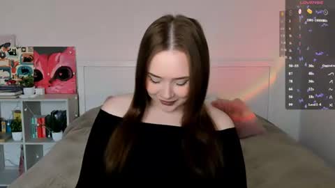 Snapshot of sweetie_candy_ chatting on 06-28-26, 02:12 Hannah online show from 06-28-26, 02:12