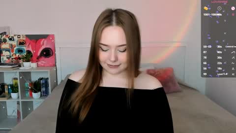 Snapshot of sweetie_candy_ chatting on 08-01-26, 03:33 Hannah online show from 08-01-26, 03:33