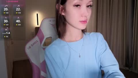 Snapshot of sweetiebones chatting on 05-24-26, 08:03 bratty gf online show from 05-24-26, 08:03