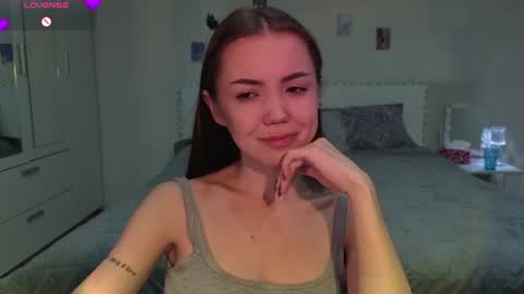 Snapshot of sweetieee_kira chatting on 06-26-26, 03:22 sweetieee_kira online show from 06-26-26, 03:22