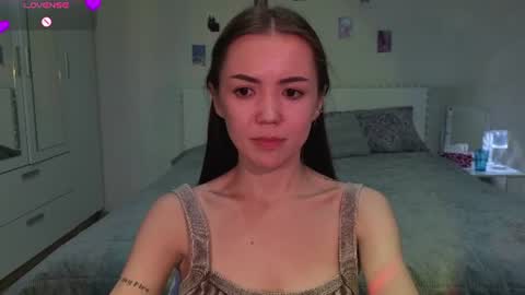 Snapshot of sweetieee_kira chatting on 06-26-26, 03:27 sweetieee_kira online show from 06-26-26, 03:27
