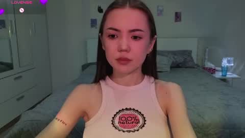 Snapshot of sweetieee_kira chatting on 07-10-26, 07:12 sweetieee_kira online show from 07-10-26, 07:12