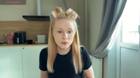 sweetie Lisa3 online show from 05-26-26, 05:03