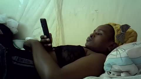 Snapshot of sweetielonglips chatting on 02-20-26, 08:05 sweetielonglips online show from 02-20-26, 08:05