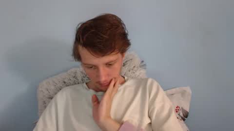 Snapshot of sweetietwin chatting on 02-20-26, 09:10 CAT online show from 02-20-26, 09:10