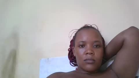 Snapshot of sweetinaya_sexy chatting on 02-27-26, 01:44 sweetinaya_sexy online show from 02-27-26, 01:44