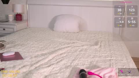 Kira online show from 09-29-25, 02:11