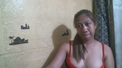 Snapshot of sweetkriss4u chatting on 02-02-25, 05:59 Chris online show from 02-02-25, 05:59