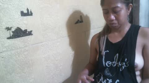 Snapshot of sweetkriss4u chatting on 02-04-25, 05:01 Chris online show from 02-04-25, 05:01