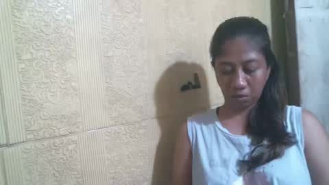 Snapshot of sweetkriss4u chatting on 09-20-25, 09:43 Chris online show from 09-20-25, 09:43