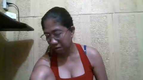Snapshot of sweetkriss4u chatting on 03-10-26, 10:31 Chris online show from 03-10-26, 10:31