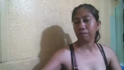 Snapshot of sweetkriss4u chatting on 05-02-26, 02:33 Chris online show from 05-02-26, 02:33