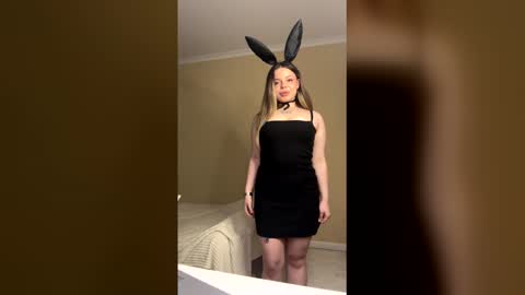 sweetkrissi online show from 05-26-26, 09:22