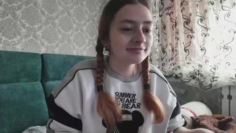 sweetliaison online show from 04-14-26, 06:08