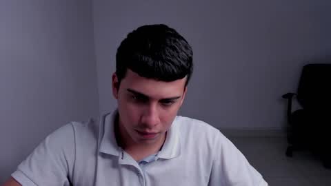 Snapshot of sweetlian_04 chatting on 01-15-25, 06:54 Lian online show from 01-15-25, 06:54