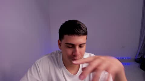 Snapshot of sweetlian_04 chatting on 01-27-25, 09:34 Lian online show from 01-27-25, 09:34