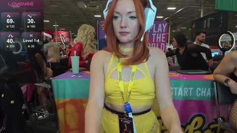 Strawberry Wine online show from 12-06-24, 11:14