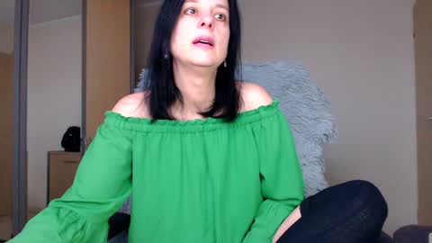 JenJenny online show from 12-04-24, 09:29