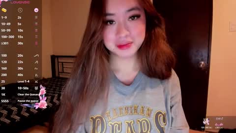 Zoe online show from 05-08-26, 02:50