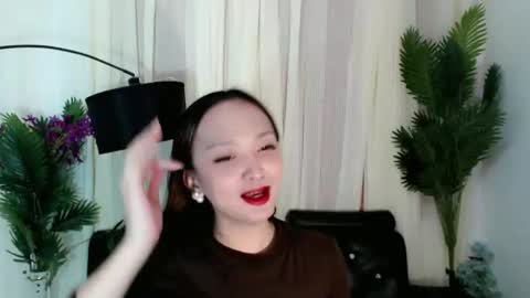 Snapshot of sweetlunarose chatting on 04-19-26, 03:22 lilcherry online show from 04-19-26, 03:22