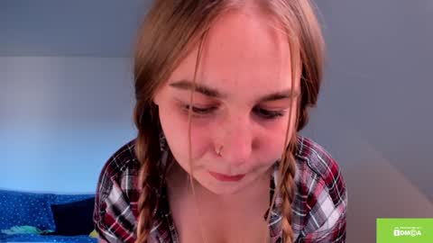 Mila online show from 09-20-25, 03:35