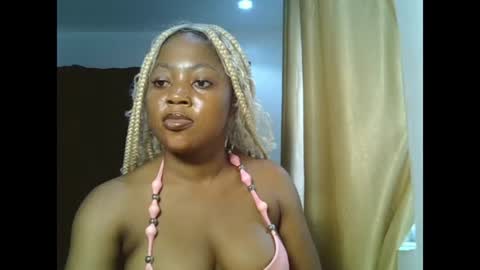 Snapshot of sweetmila9 chatting on 06-29-26, 10:15 sweetmila9 online show from 06-29-26, 10:15