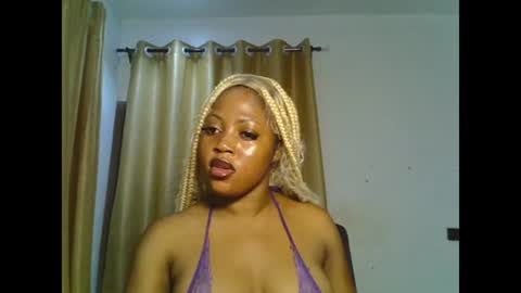 Snapshot of sweetmila9 chatting on 07-07-26, 06:47 sweetmila9 online show from 07-07-26, 06:47