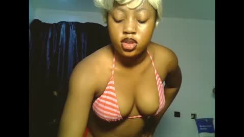 Snapshot of sweetmila9 chatting on 07-19-26, 06:39 sweetmila9 online show from 07-19-26, 06:39