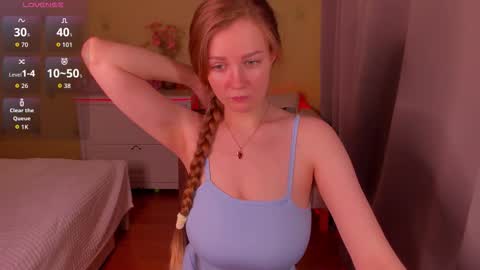 Snapshot of sweetmilkis chatting on 03-20-26, 11:37 Swetmilkis online show from 03-20-26, 11:37
