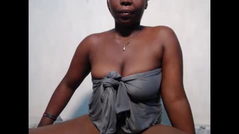 sweetnectarx online show from 12-04-25, 08:39