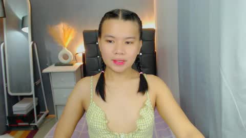 Snapshot of sweetnwildts chatting on 05-11-26, 03:56 Ghena online show from 05-11-26, 03:56