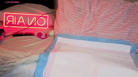 sweetpuddles online show from 03-23-26, 04:00