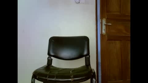 sweetrenne online show from 01-30-25, 05:09