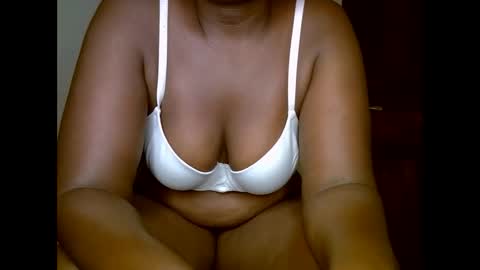 sweetrenne online show from 03-11-25, 12:33