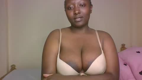 Snapshot of sweetrose2049 chatting on 03-02-26, 06:15 Rose Watetu online show from 03-02-26, 06:15