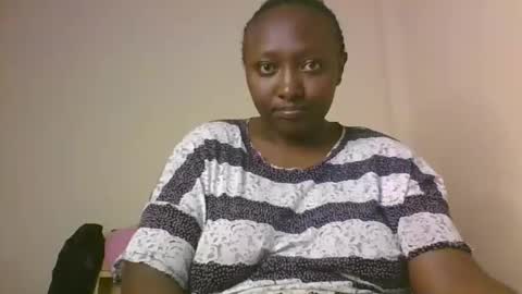 Rose Watetu online show from 03-26-26, 11:43